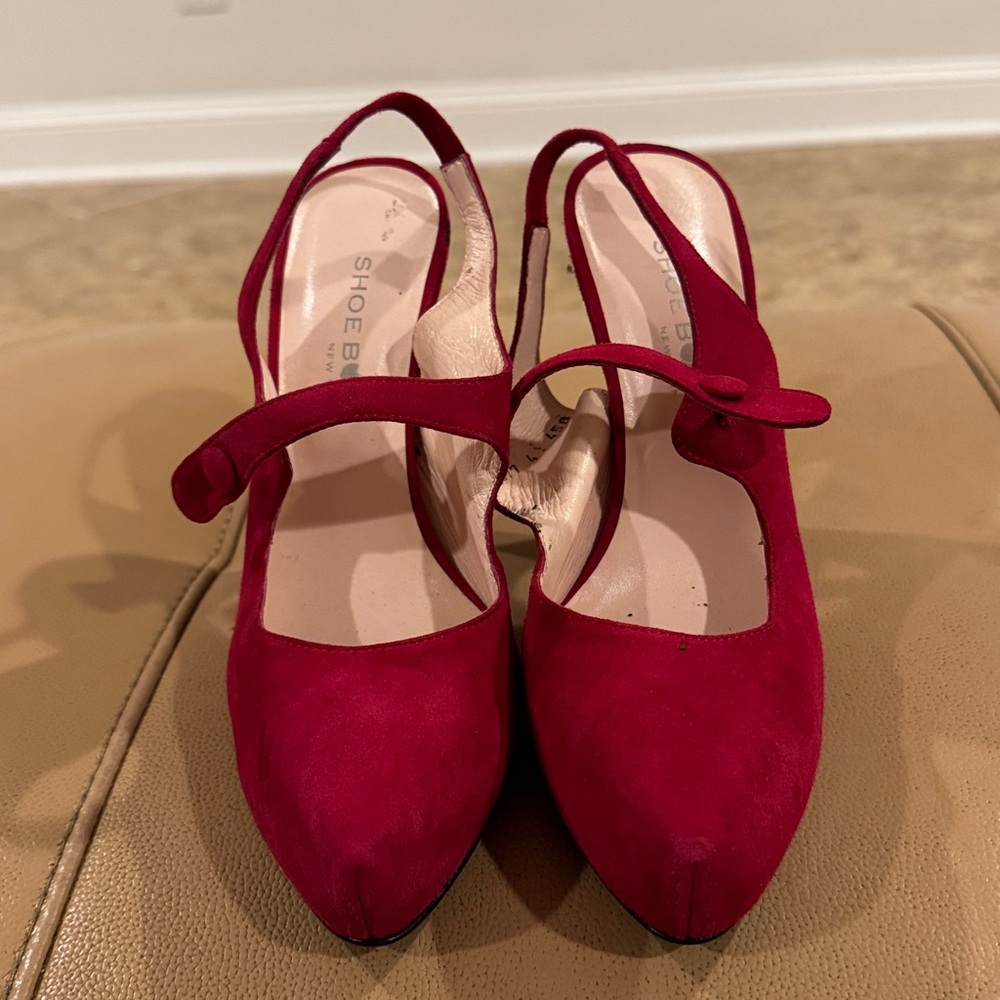 BNWT Shoebox Made in Italy 🇮🇹 Pink Suede Slingback Heels